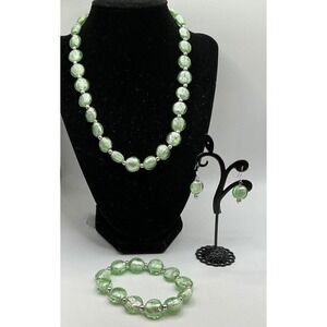 3‎ piece Green Foiled Art Glass Beaded Necklace Bracelet Earrings Set